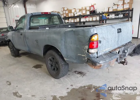 2001 Toyota Tundra z USA, uszkodzony, nr VIN 5TBJN32111S198298